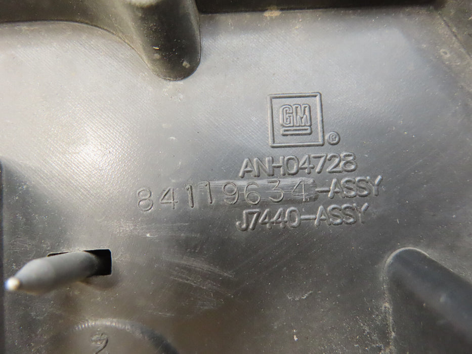 2015-2020 GMC YUKON XL FRONT BUMPER UPPER GRILLE GRILL OEM 84722258