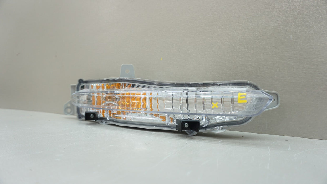2019-2022 HONDA PILOT FRONT RH RIGHT PASSENGER SIDE TURN SIGNAL LAMP OEM