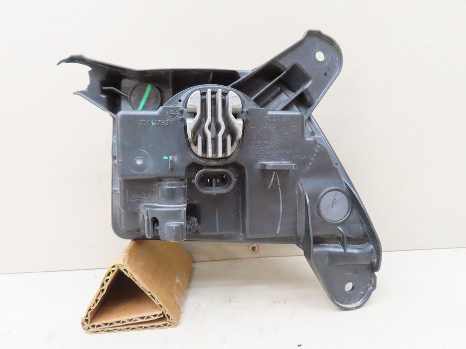 2019-2022 CHEVROLET SLIVERADO 1500 RIGHT PASSENGER FOG LIGHT OEM