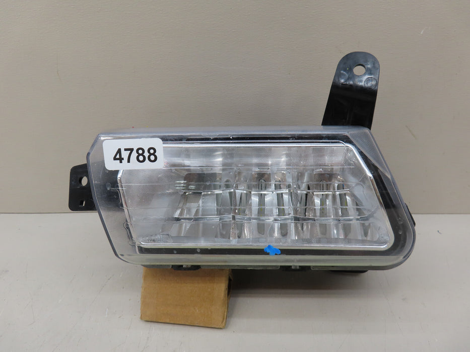 2022-2024 CHEVROLET SILVERADO 1500 FRONT LEFT DRIVER SIDE FOG LIGHT OEM 86787459