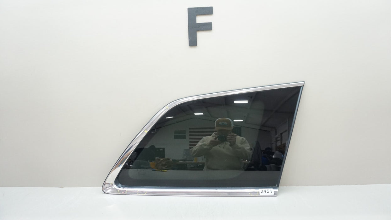 2017-2021 JEEP GRAND CHEROKEE REAR RIGHT QUARTER WINDOW 68259510AB OEM