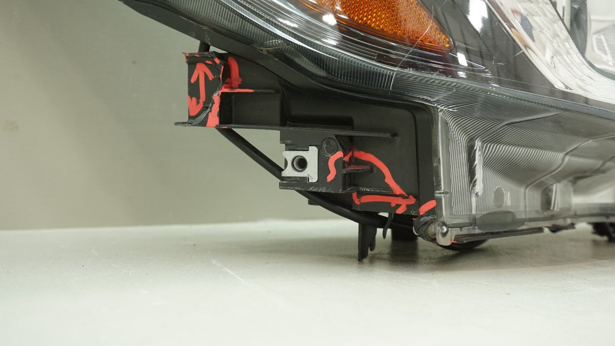 2019-2021 SUBARU FORESTER FRONT RIGHT PASSENGERS LED HEADLIGHT OEM