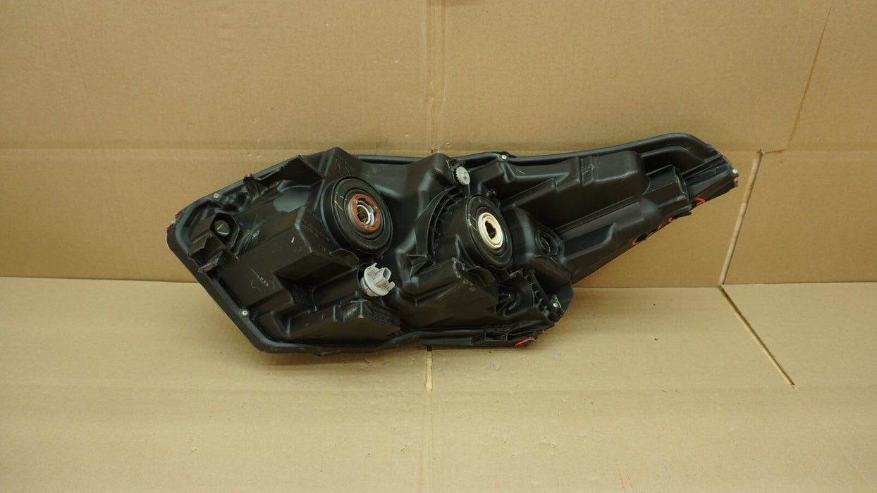 2019-2021 HONDA HRV HR-V FRONT RIGHT PASSENGER SIDE HEADLIGHT HALOGEN OEM
