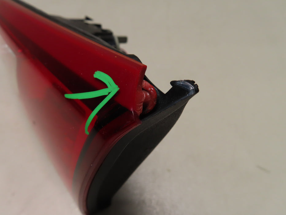 2016 - 2021 CHEVROLET MALIBU REAR RIGHT RH INNER TAILLIGHT LAMP OEM