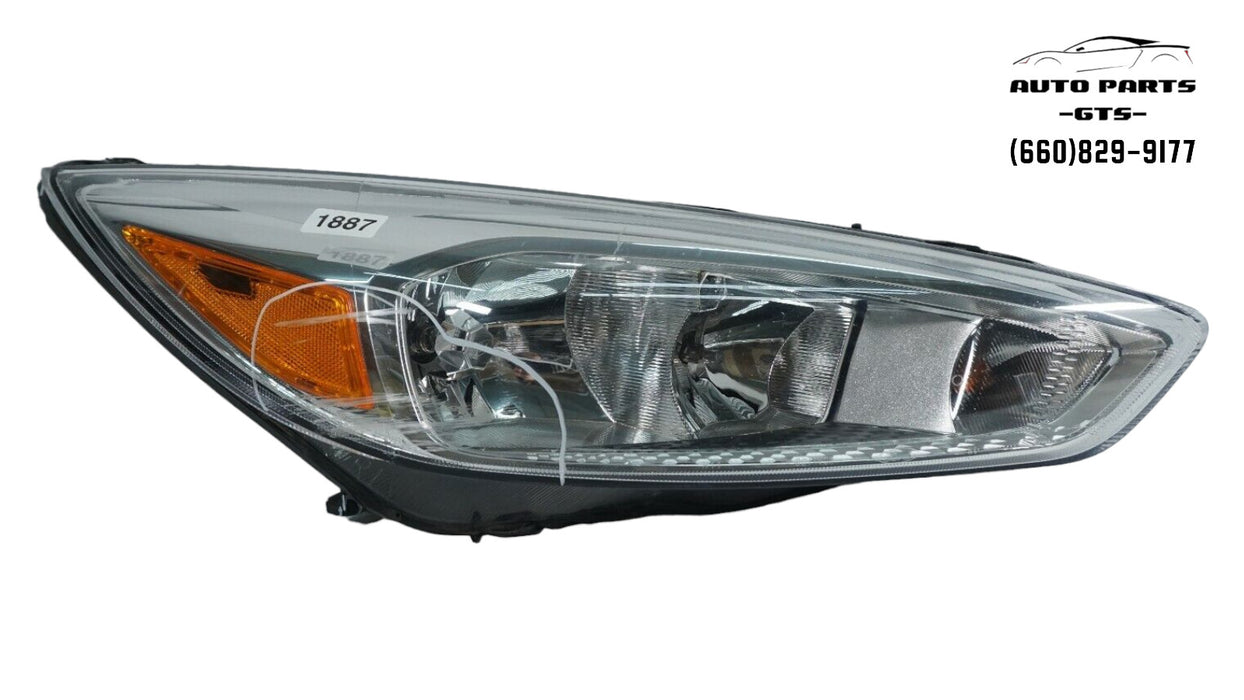 2015-2018 FORD FOCUS FRONT RIGHT PASSENGER SIDE HEADLIGHT HALOGEN LAMP OEM
