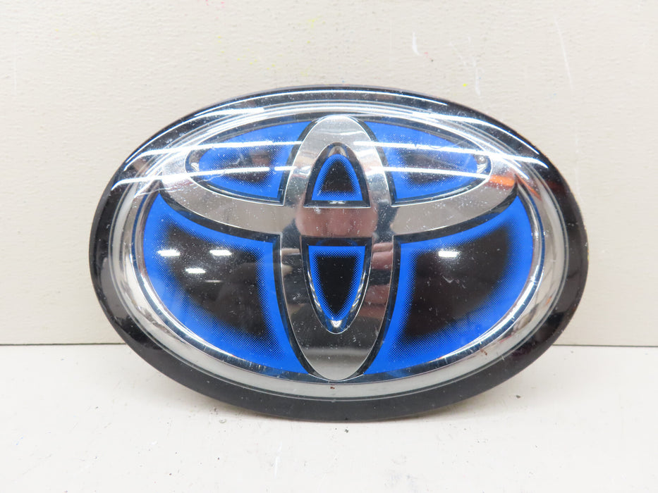 2017-2022 TOYOTA FRONT EMBLEM OEM 53141-33130