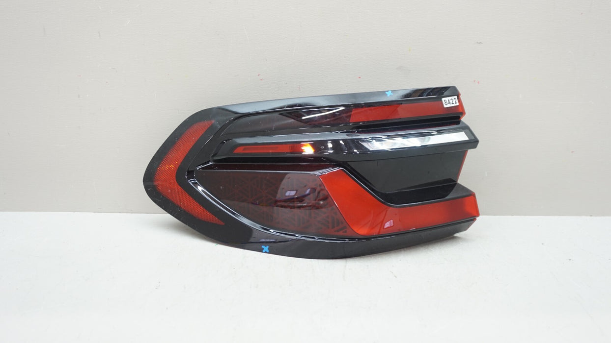 2022-2024 BMW X7 G07 LEFT DRIVER SIDE OUTER TAIL LIGHT OEM 9881355-09
