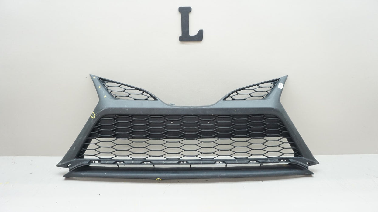 2018-2020 TOYOTA CAMRY FRONT LOWER RADIATOR GRILLE GRILL OEM 53113-06160