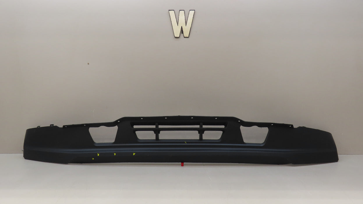 2023-2025 CHEVROLET COLORADO FRONT LOWER BUMPER COVER OEM