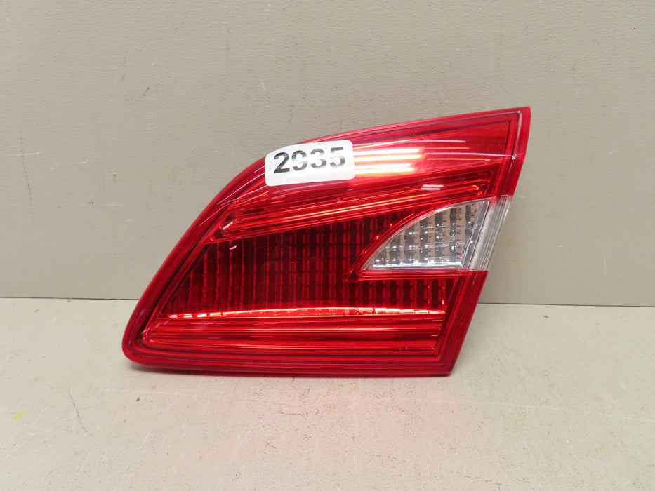 2013-2015 Nissan Sentra Passenger Right Side Tail Light Taillight Lamp Oem