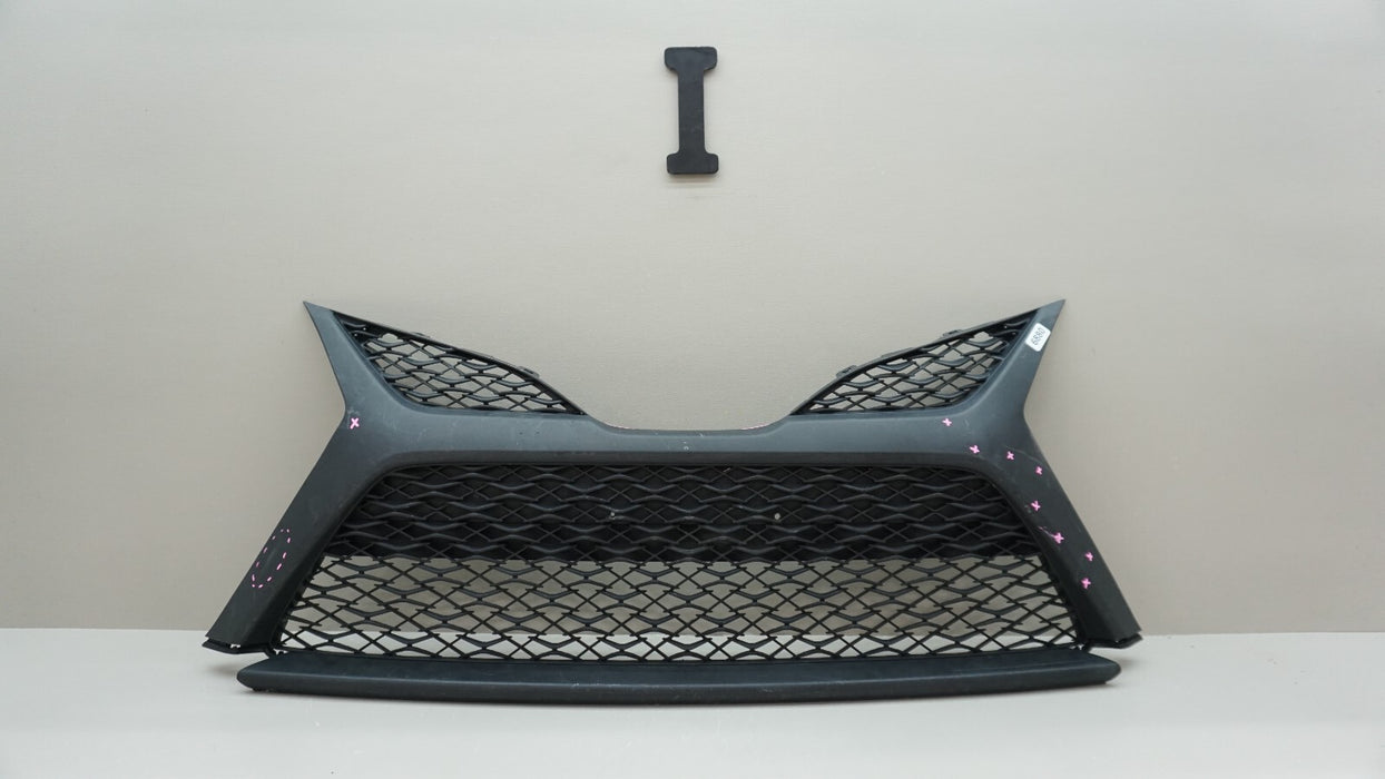 2018-2020 TOYOTA CAMRY FRONT GRILLE GRILL 53113-06130 OEM 18 19 20