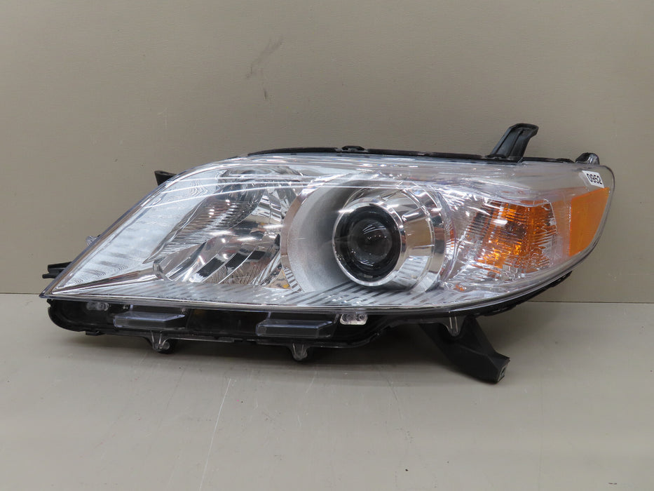 2011-2020 TOYOTA SIENNA LEFT DRIVER HALOGEN HEADLIGHT LAMP AFTERMARKET CAPA