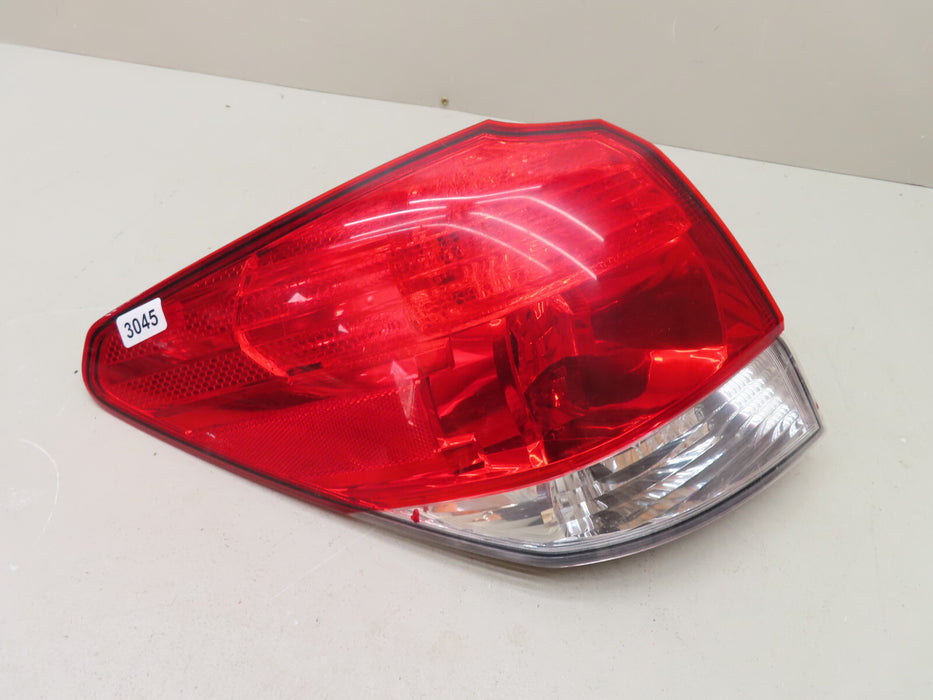 2010-2014 Subaru Outback REAR LEFT Halogen TAILLIGHT LAMP OEM