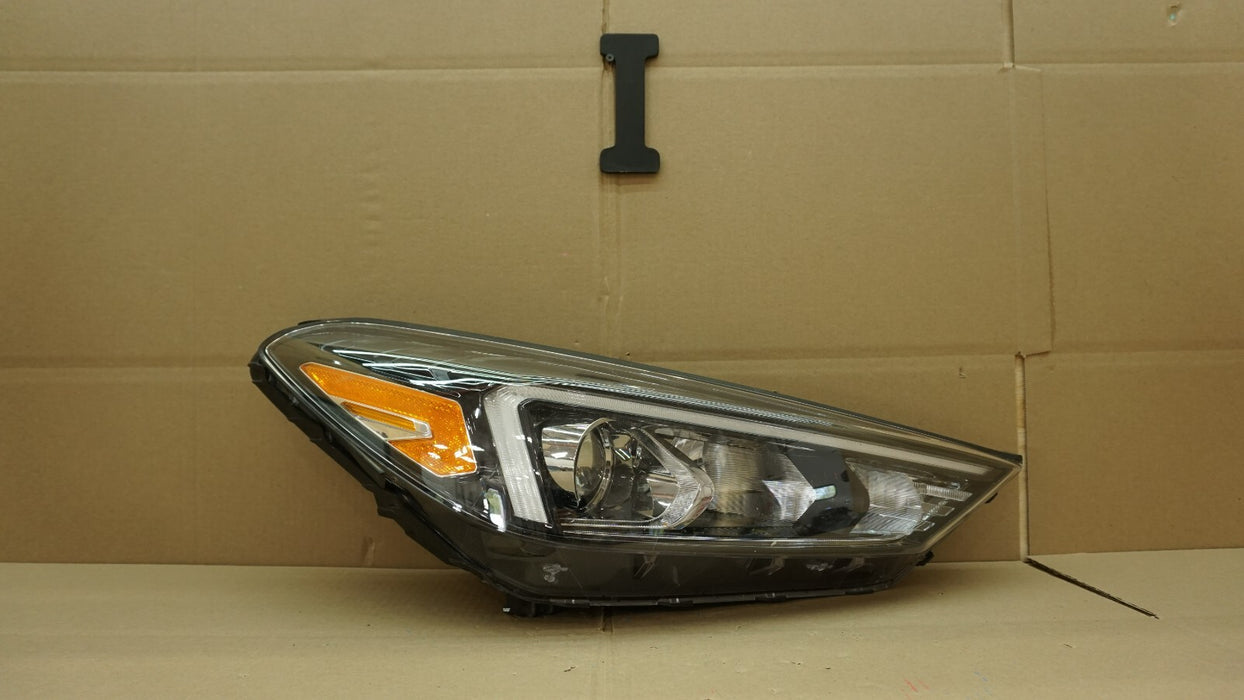 2019-2021 HYUNDAI TUCSON FRONT RIGHT PASSENGER SIDE HEADLIGHT HEAD HALOGEN OEM