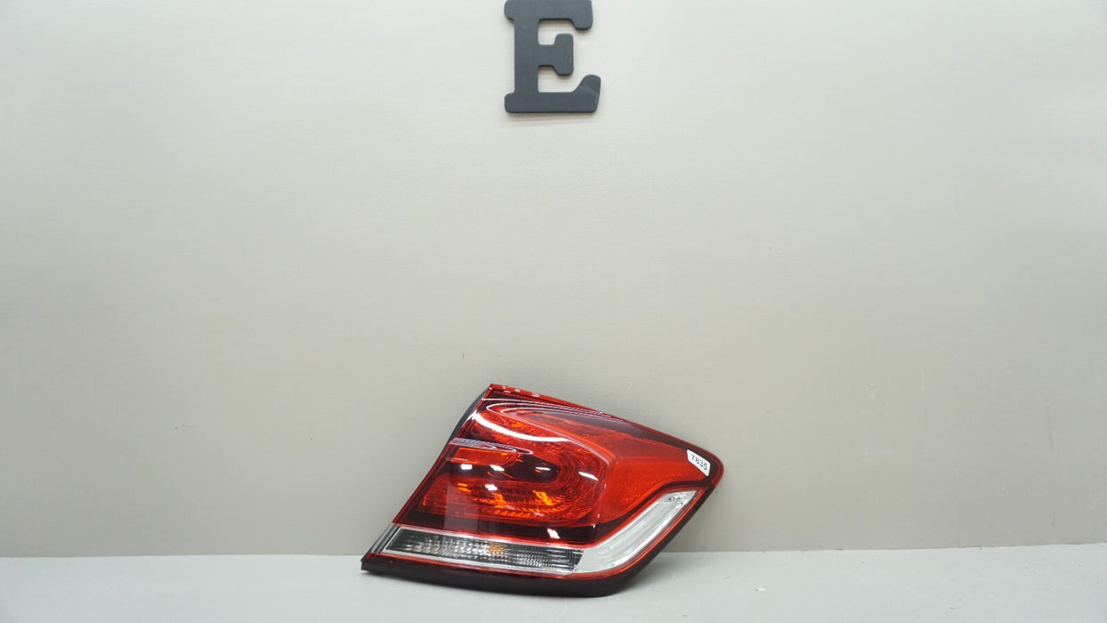 2013-2015 HONDA CIVIC SEDAN RIGHT PASSENGER SIDE HALOGEN TAIL LIGHT OEM 13 14 15
