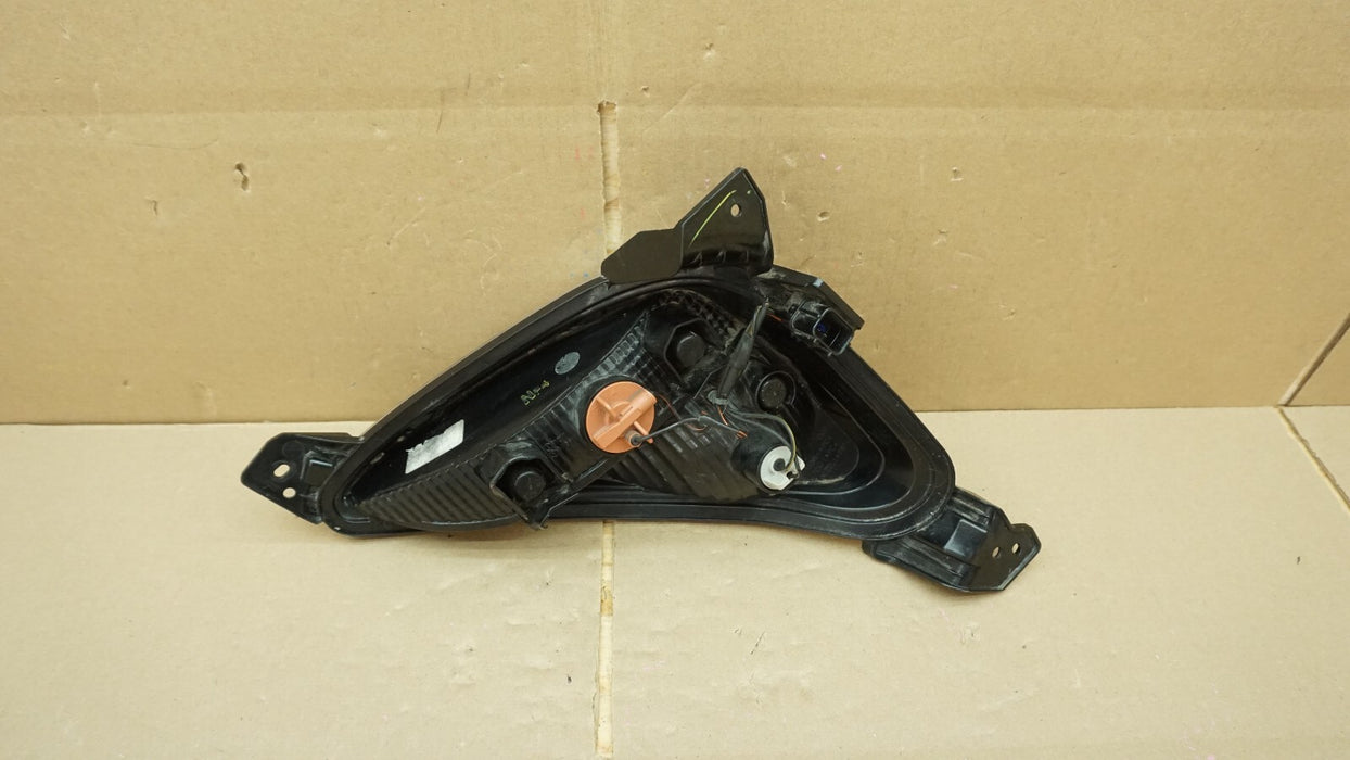 2019-2021 KIA FORTE FRONT LEFT DRIVER SIDE TURN SIGNAL FOG LIGHT OEM 92305-M7000