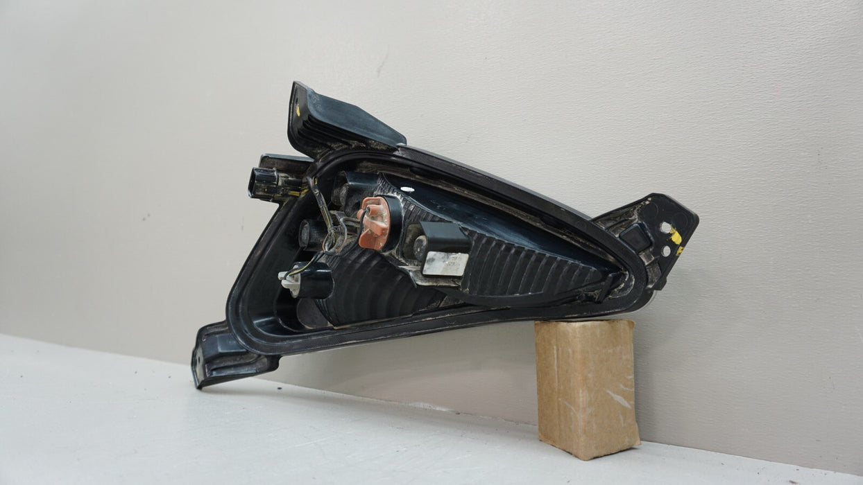 2019-2021 KIA FORTE REAR RIGHT PASSENGER SIDE TURN SIGNAL LIGHT OEM