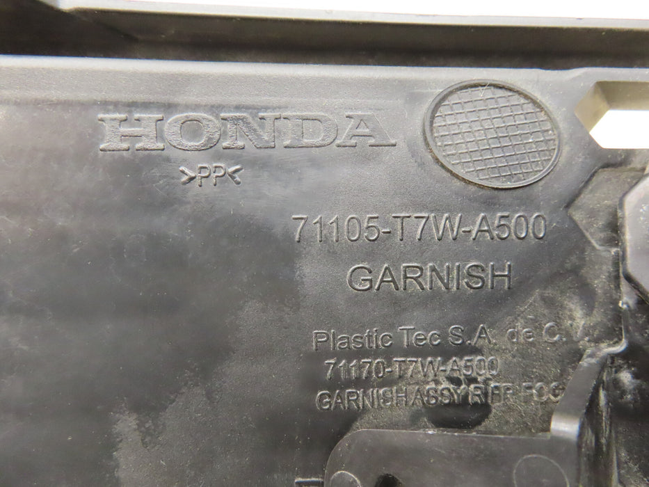 2019-2021 HONDA HRV HR-V FRONT RIGHT FOG LIGHT W/COVER OEM