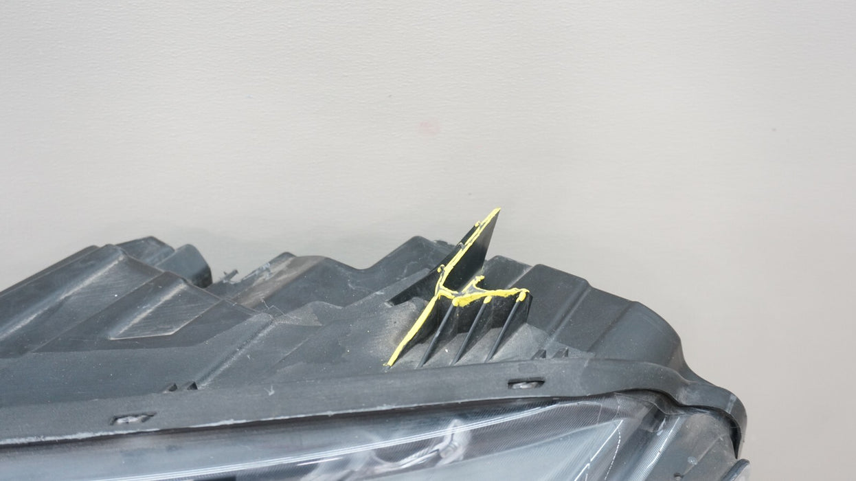 2019-2021 CHEVROLET SILVERADO 1500 FRONT LEFT DRIVER SIDE HALOGEN HEADLIGHT OEM