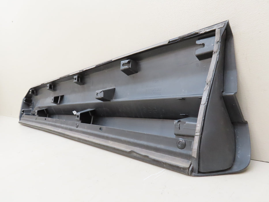 2019-2021 SUBARU ASCENT FRONT RIGHT PASSENGER SIDE LOWER DOOR TRIM MOLDING OEM