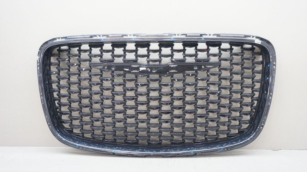2015-2021 CHRYSLER 300 FRONT RADIATOR GRILLE 6DF46TRMAB OEM