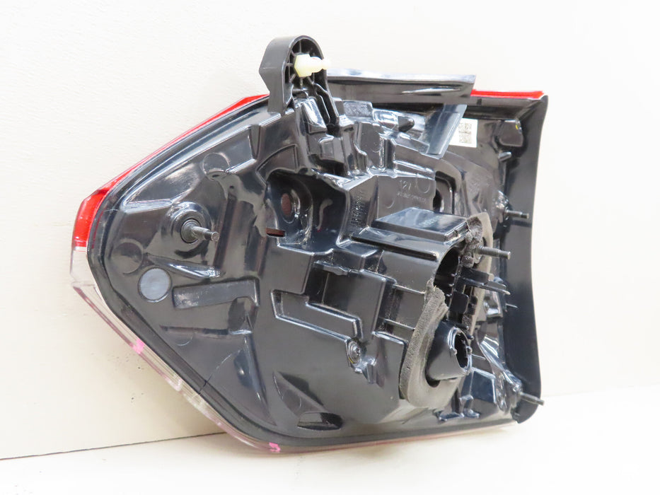 2019-2021 SUBARU FORESTER REAR LEFT DRIVER SIDE INNER TAIL LIGHT OEM 84251SJ010
