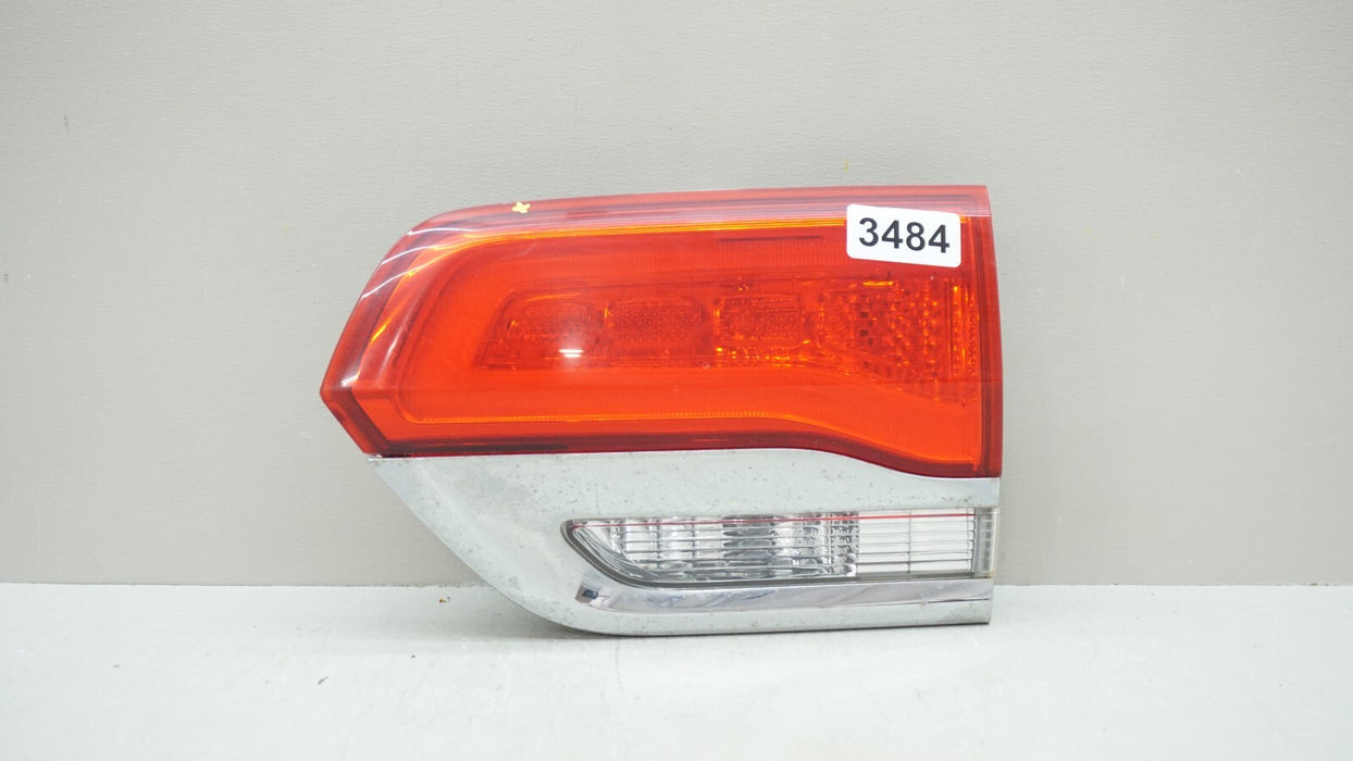 2014-2021 JEEP GRAND CHEROKEE REAR RIGHT PASSENGER SIDE INNER TAIL LIGHT OEM