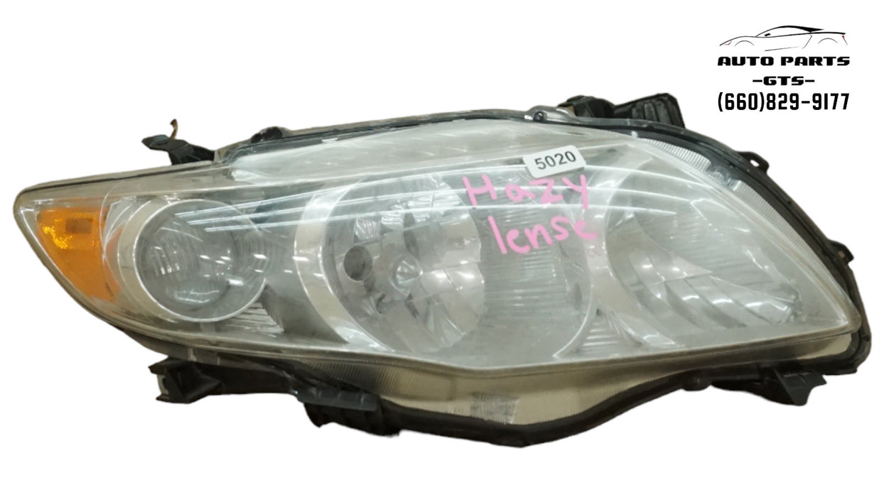 2011-2013 TOYOTA COROLLA FRONT RIGHT PASSENGER SIDE HEADLIGHT HALOGEN