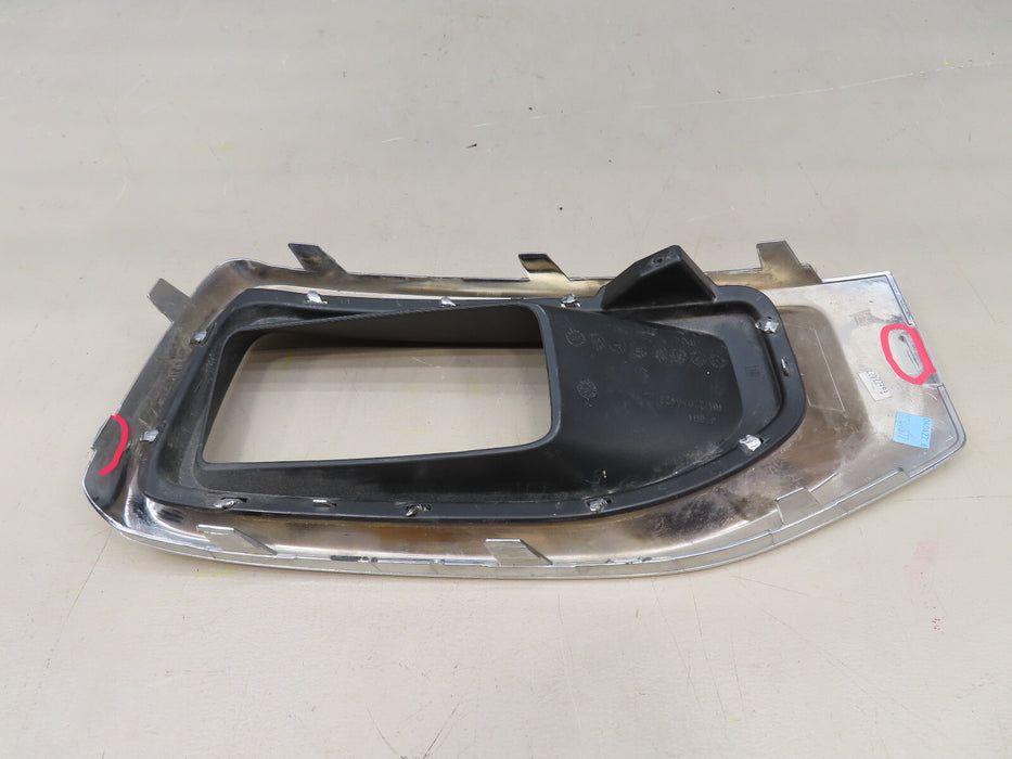 2015-2020 GMC YUKON XL YUKON FRONT RIGHT PASSENGER FOG LIGHT COVER OEM