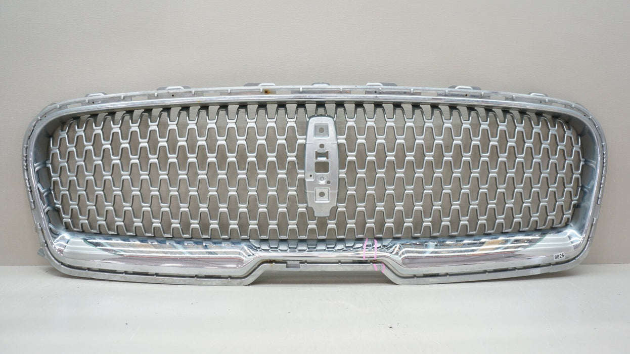 2017-2019 LINCOLN CONTINENTAL FRONT BUMPER RADIATOR GRILLE OEM