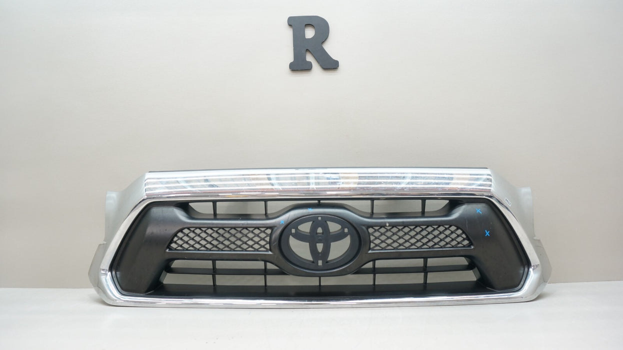2012-2015 TOYOTA TACOMA FRONT BUMPER RADIATOR GRILLE OEM 53100-04470