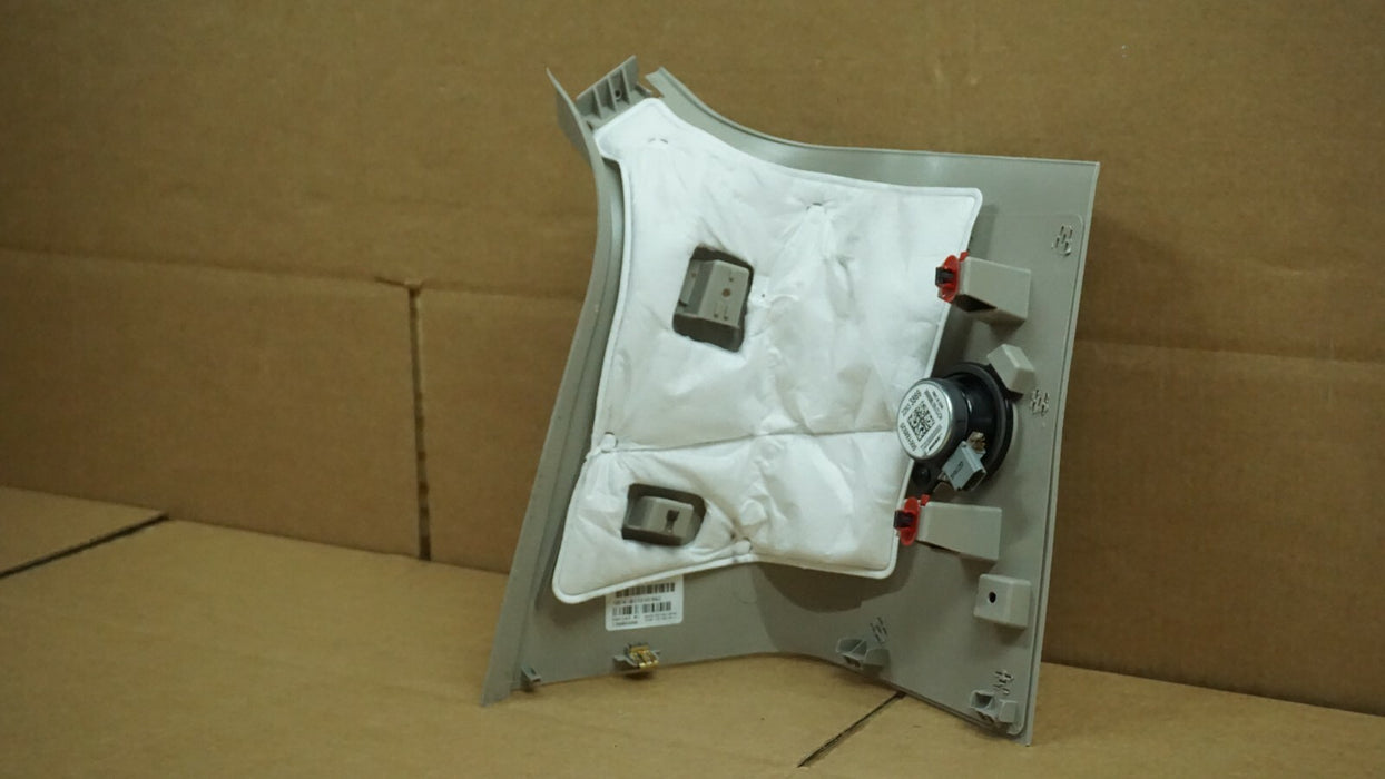 2015-2020 GMC YUKON REAR RIGHT SIDE UPPER QUARTER PILLAR TRIM COVER OEM