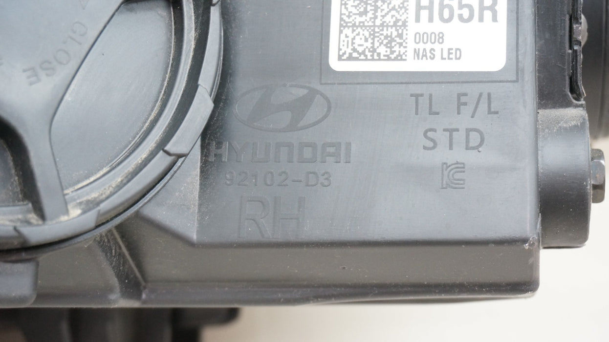 2019-2021 HYUNDAI TUCSON FRONT RIGHT PASSENGER SIDE HEADLIGHT OEM 92102-D3