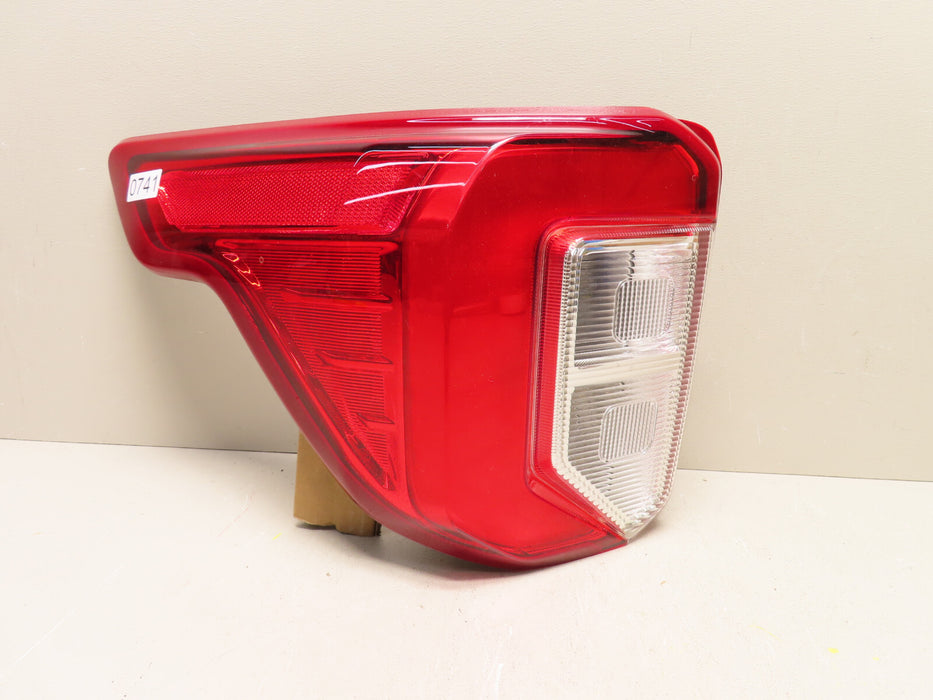 2020-2022 FORD EXPLORER REAR LEFT DRIVER SIDE OUTER TAILLIGHT HALOGEN W/LED OEM
