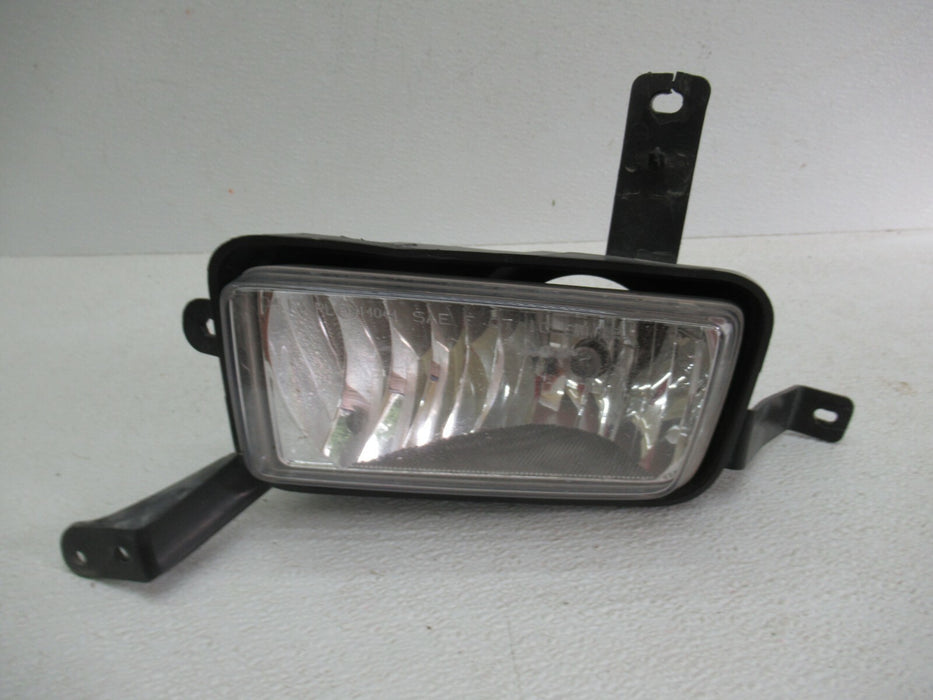 2015-2017 CHEVROLET TAHOE FRONT LEFT DRIVER BUMPER MOUNTED FOG LIGHT LAMP OEM