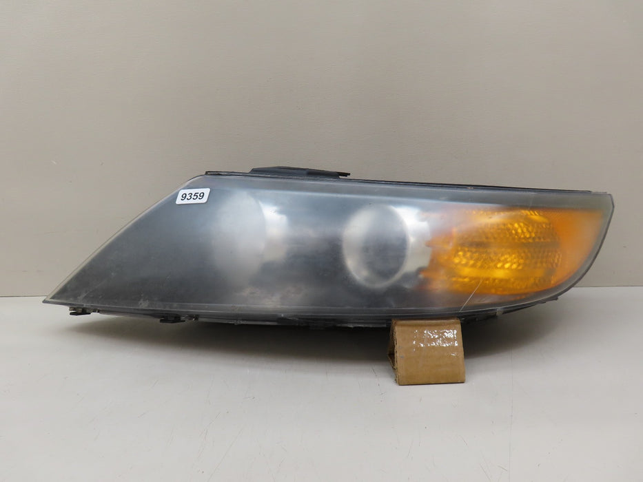 2011-2013 KIA SORENTO FRONT LEFT DRIVER HEADLIGHT HALOGEN OEM 92101-1U200 9359
