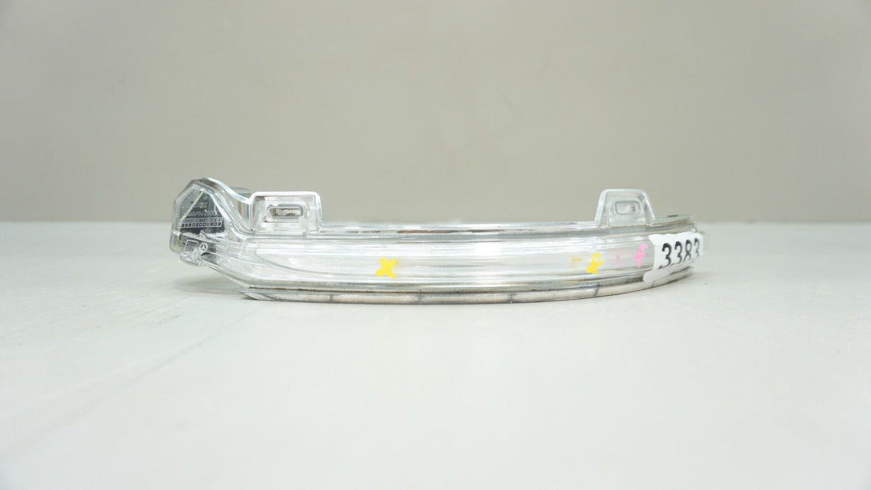 2021-2024 MERCEDES-BENZ S-CLASS EQS LEFT DRIVERS SIDE MIRROR TURN SIGNAL LIGHT