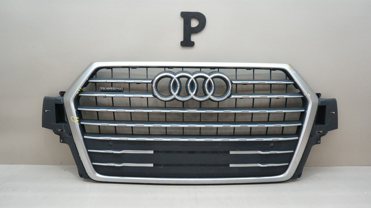 2017-2019 AUDI Q7 QUATTRO FRONT BUMPER UPPER GRILLE OEM 4M0853651