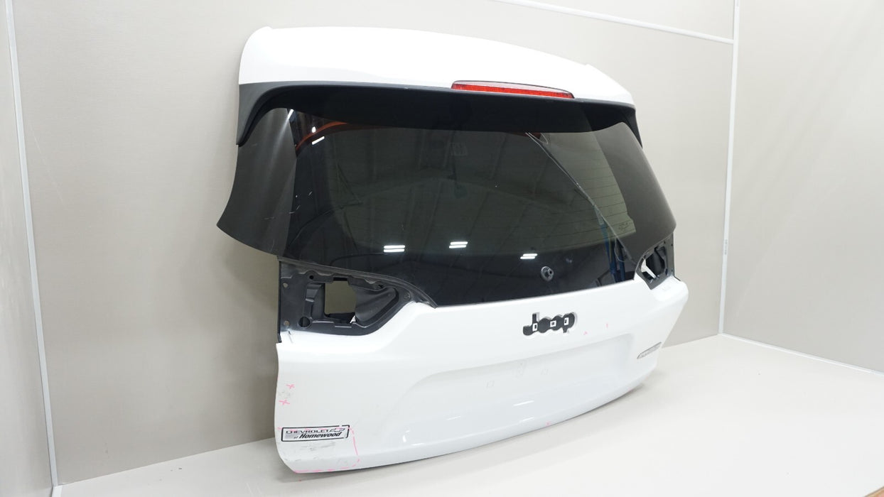 2019-2022 JEEP CHEROKEE LATITUDE REAR TAILGATE LIFTGATE OEM