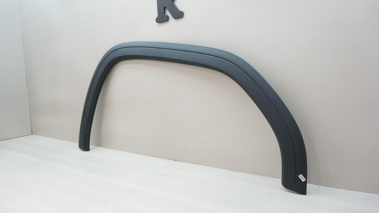 2019-2023 GMC SIERRA 1500 FRONT RIGHT SIDE FENDER FLARE OEM 962772104 (R.T)