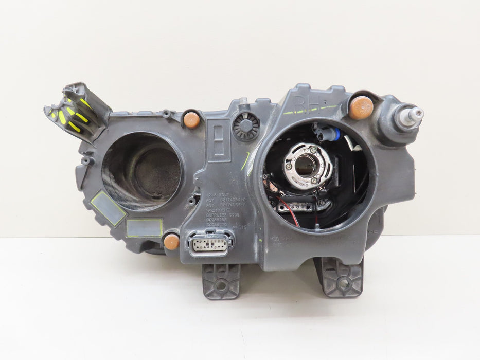 2015-2023 DODGE CHALLENGER FRONT RIGHT HEADLIGHT HALOGEN OEM 68174064-AF 9360