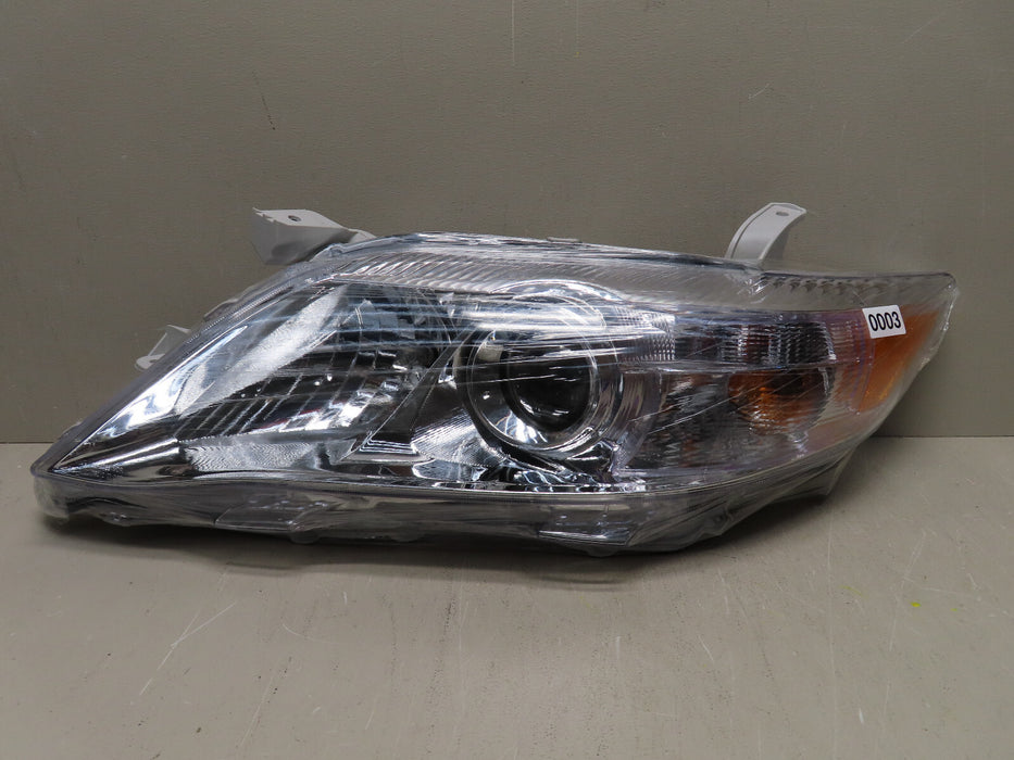 2010 2011 TOYOTA CAMRY FRONT LEFT DRIVER SIDE HALOGEN TYC