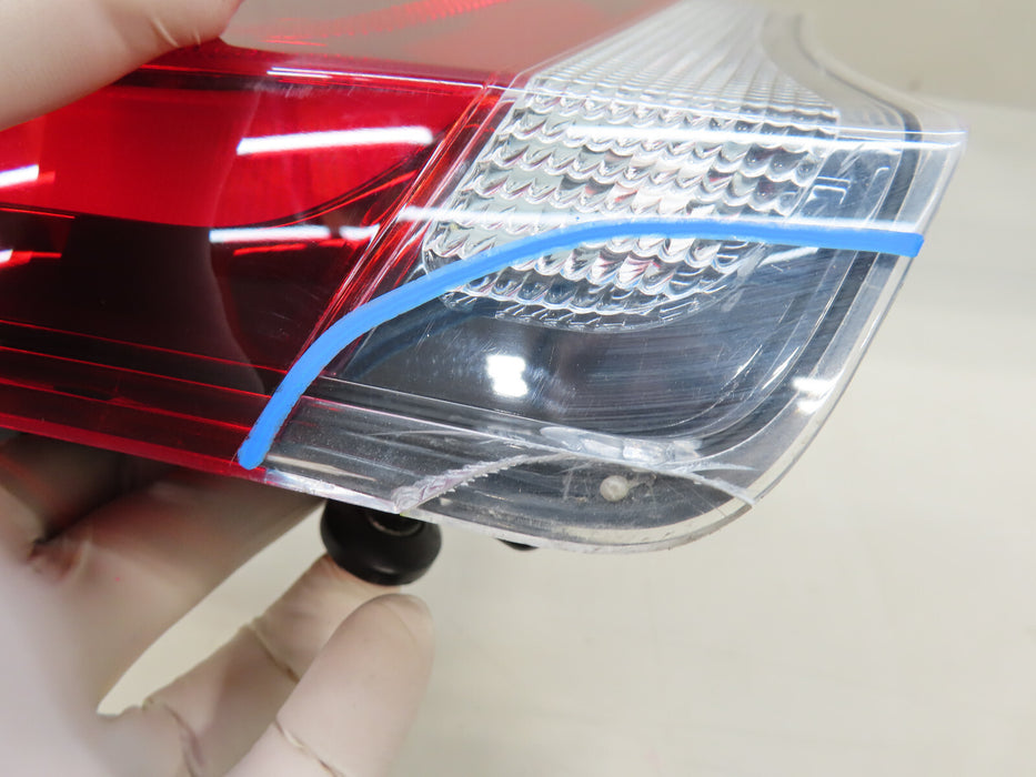 2015-2023 CHRYSLER 300 SRT LEFT DRIVER SIDE TAIL LIGHT OEM 68400331AA