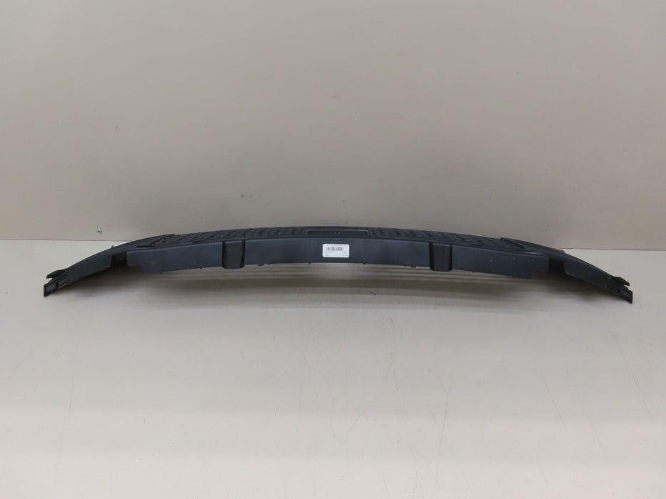 2019-2022 JEEP CHEROKEE FRONT BUMPER CENTER LOWER GRILLE GRILL OEM 68288045AB