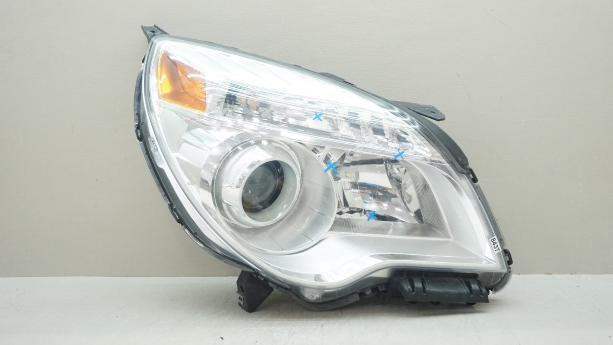2010-2015 CHEVROLET EQUINOX FRONT RIGHT PASSENGER SIDE HEADLIGHT OEM