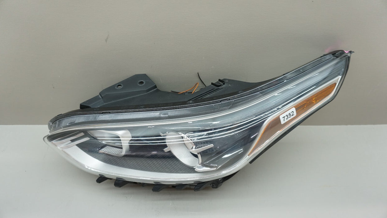 2019-2021 KIA FORTE FRONT LEFT DRIVERS SIDE HEADLIGHT HALOGEN OEM 2020