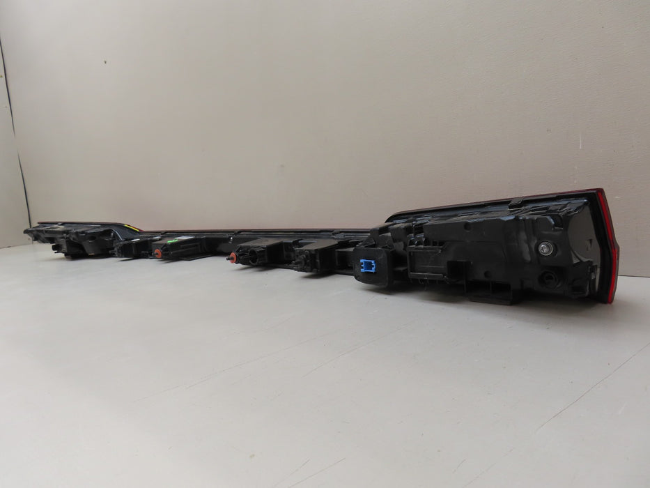 2019-2021 AUDI E-TRON REAR CENTER TRUNK TAIL LIGHT OEM