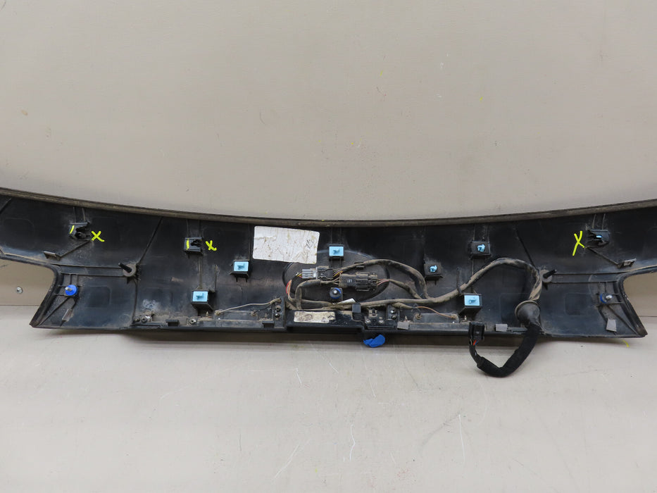 2016 2017 2018 2019 2020 KIA SORENTO REAR LIFTGATE MOLDING OEM 87371-C6000