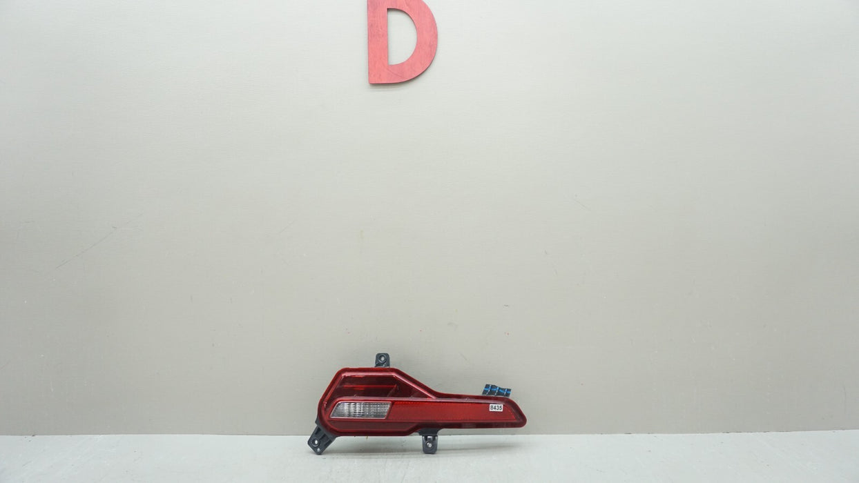 2021-2022 KIA SORENTO REAR RIGHT PASSENGER REFLECTOR TAIL LIGHT OEM 92406-R5000