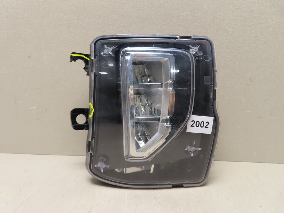 2016 2017 2018 CHEVROLET SILVERADO 1500 FRONT RIGHT PASSENGER SIDE FOG LIGHT OEM